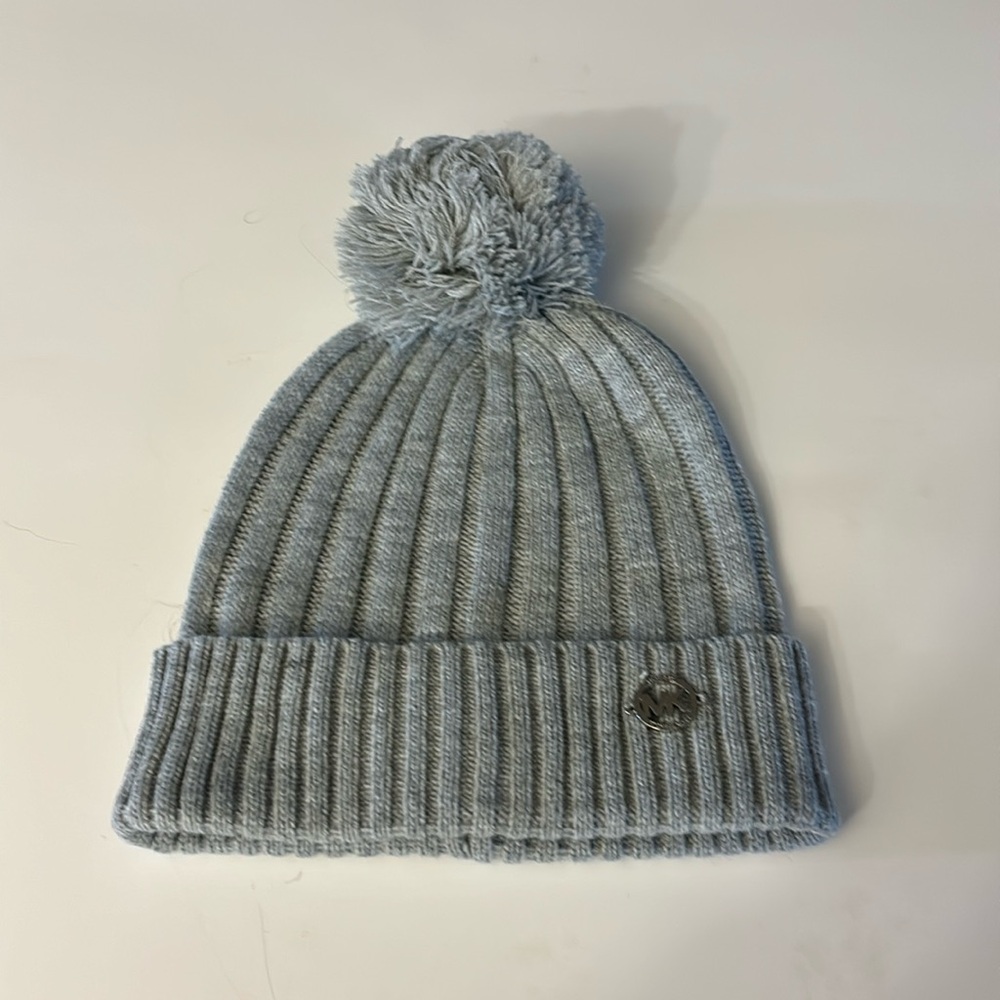 Michel Kors grey beanie 100% acrylic NWOT